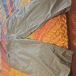 Cargo Capri pants